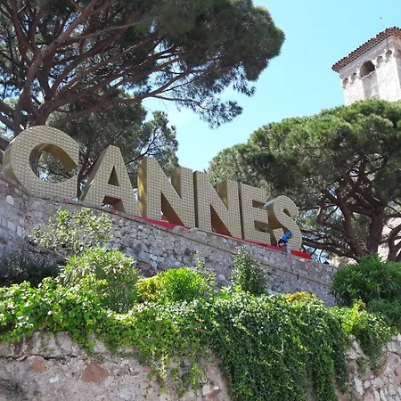 아파트 Spacious And Calm Close To The 칸느