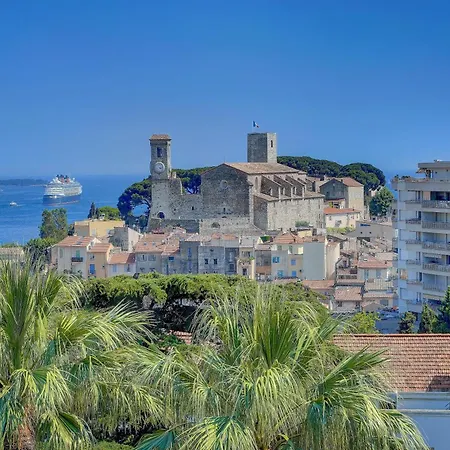 Spacious And Calm Close To The