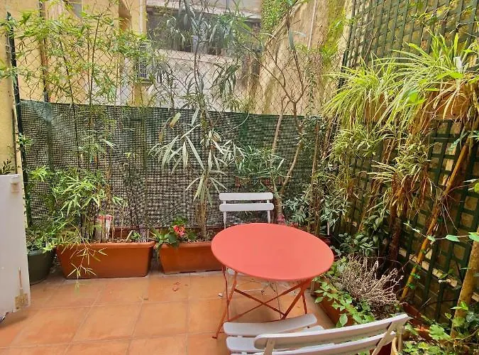 Spacious And Calm Close To The