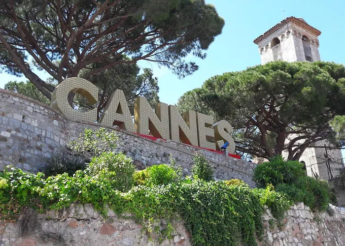 Apartment Spacious And Calm Close To The Cannes